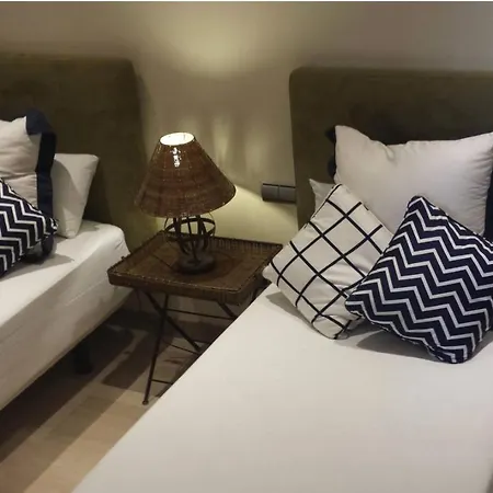 Luxury Beachfront شقة إِستيبونا